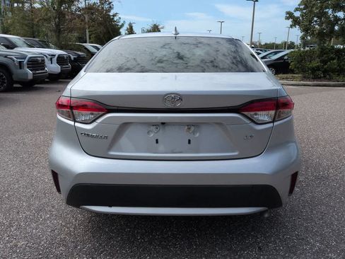 Certified 2021 Toyota Corolla LE FWD image 5