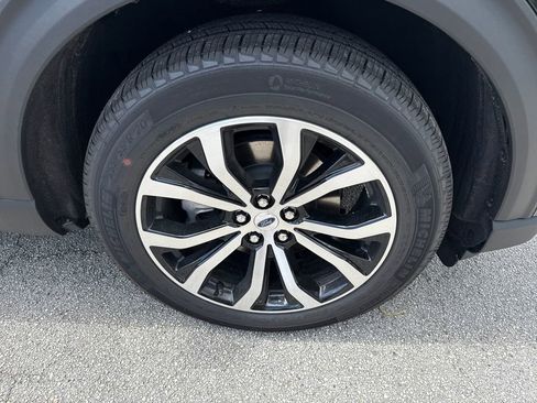 New 2025 Ford Explorer ST-Line image 11