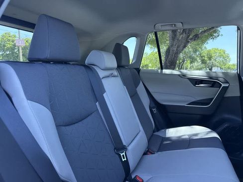 Used 2025 Toyota RAV4 XLE w/ Convenience Package AWD/4WD image 25