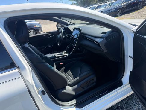 Used 2019 Toyota Avalon XSE w/ All Weather Liner Package FWD image 26