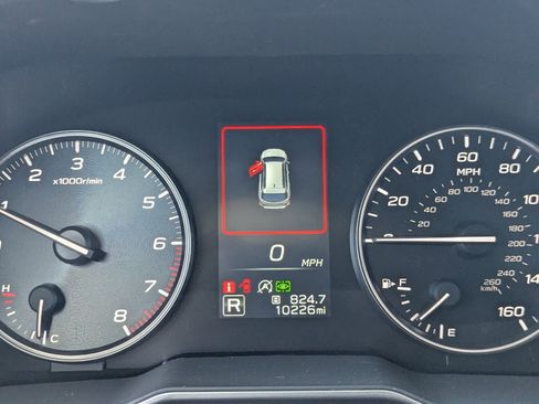 Used 2024 Subaru Outback Touring image 31