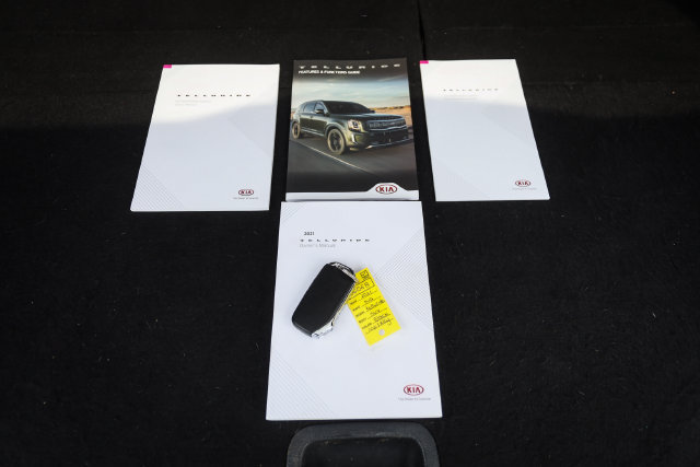 Used 2021 Kia Telluride LX AWD/4WD image 74