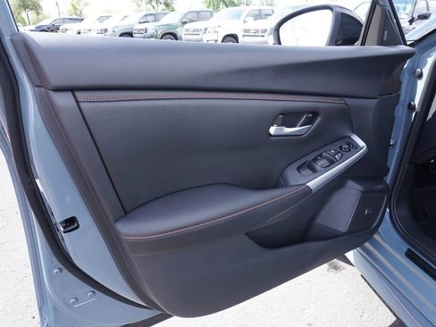 Certified 2025 Nissan Sentra SR w/ SR Premium Package FWD image 15