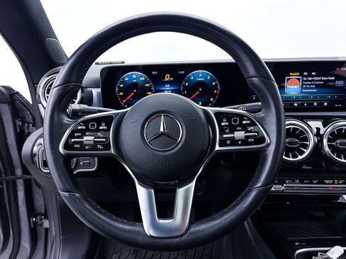 Used 2023 Mercedes-Benz CLA 250 4MATIC w/ Premium Package image 28