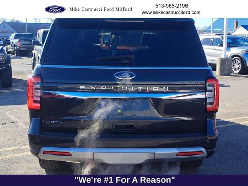 Used 2024 Ford Expedition Limited image 4
