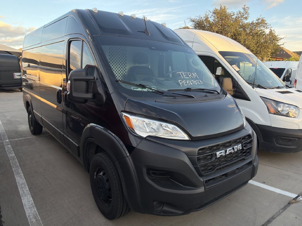 Used 2023 RAM ProMaster 2500 FWD image 2