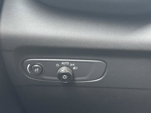 Certified 2023 Buick Envision Preferred AWD/4WD image 25
