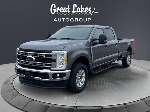 Used 2023 Ford F250 XLT image 1