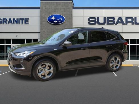 Used 2025 Ford Escape ST-Line AWD/4WD image 6
