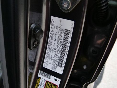Used 2014 Toyota Tacoma PreRunner w/ SR5 Package RWD image 40