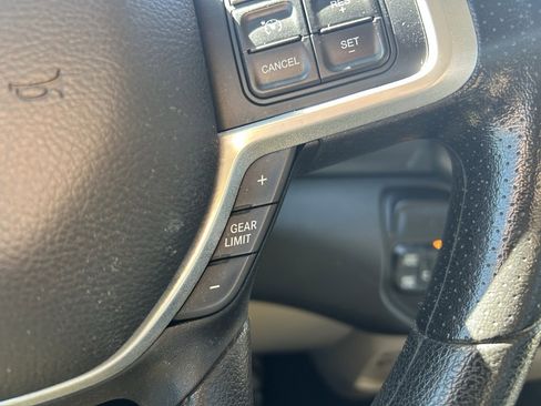 Used 2022 RAM 3500 Big Horn image 19