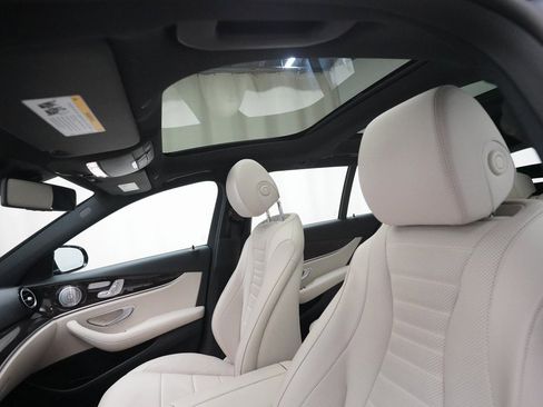 Used 2020 Mercedes-Benz E 450 4MATIC Wagon image 29