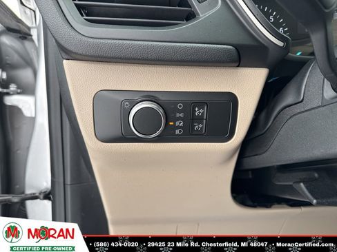 Used 2020 Ford Escape SE image 15