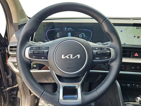Certified 2025 Kia Sportage EX w/ Premium Package FWD image 21