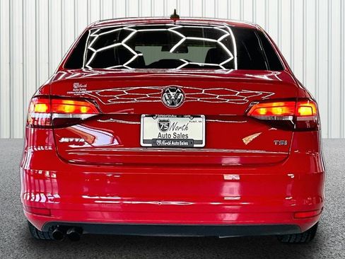 Used 2017 Volkswagen Jetta Sport FWD image 5