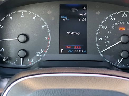 Certified 2023 Toyota Corolla SE w/ SE Premium Package image 29