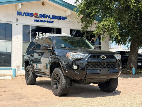 Used 2016 Toyota 4Runner SR5 AWD/4WD image 1