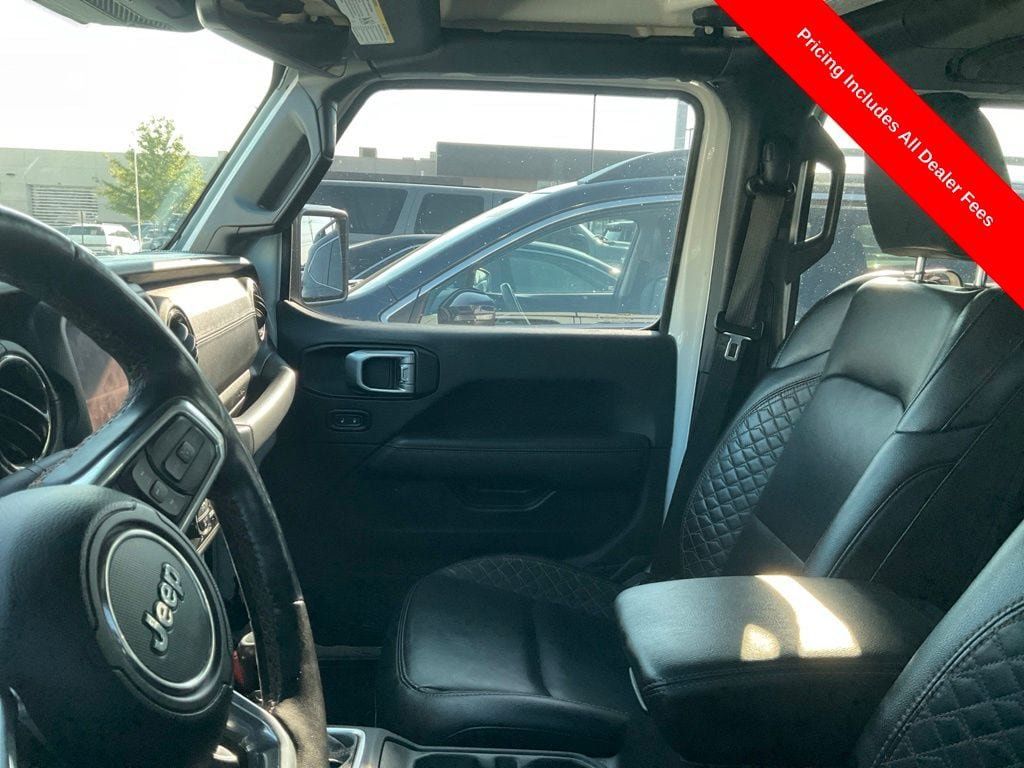 Used 2021 Jeep Gladiator Overland AWD/4WD image 9