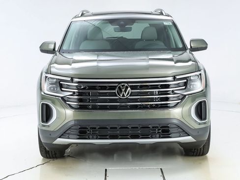 New 2026 Volkswagen Atlas SE FWD image 16