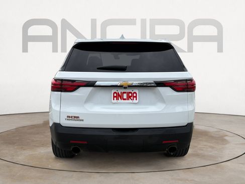 Used 2022 Chevrolet Traverse LS image 12