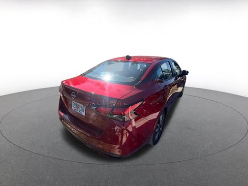 Used 2025 Nissan Versa SV image 8