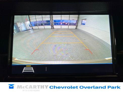 Used 2018 Chevrolet Trax LT w/ Sun & Sound Package image 22