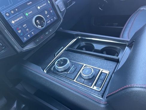 Used 2023 Ford Expedition Limited image 35