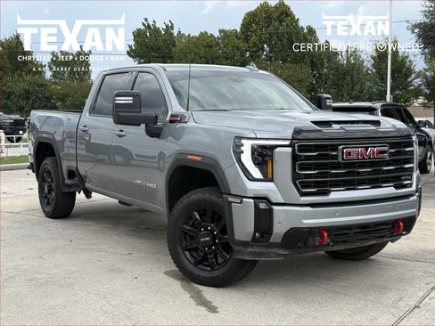 Used 2026 GMC Sierra 2500 AT4 AWD/4WD image 1