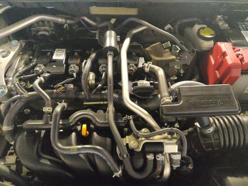 Used 2021 Nissan Sentra SR w/ SR Premium Package FWD image 30