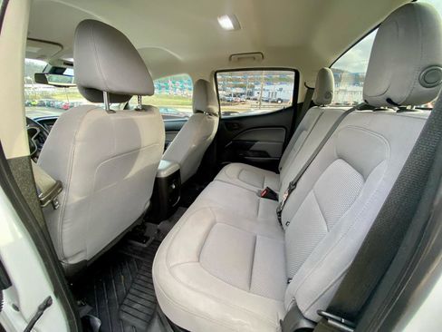 Used 2019 Chevrolet Colorado W/T w/ WT Convenience Package image 11