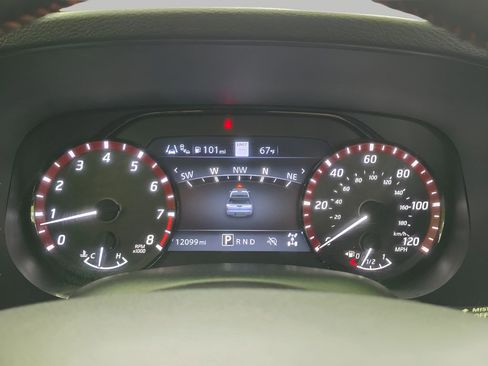 Used 2024 Nissan Frontier PRO-4X w/ Technology Package AWD/4WD image 20