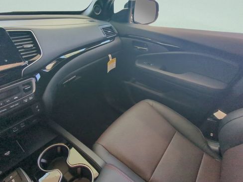 New 2026 Honda Ridgeline Black Edition image 13