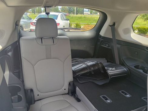 Used 2024 Honda Pilot Touring image 26