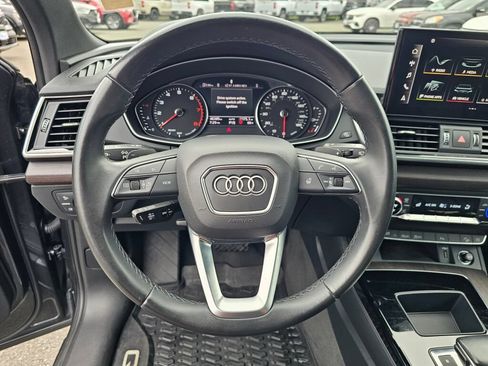 Used 2023 Audi Q5 2.0T Premium w/ Convenience Package AWD/4WD image 12