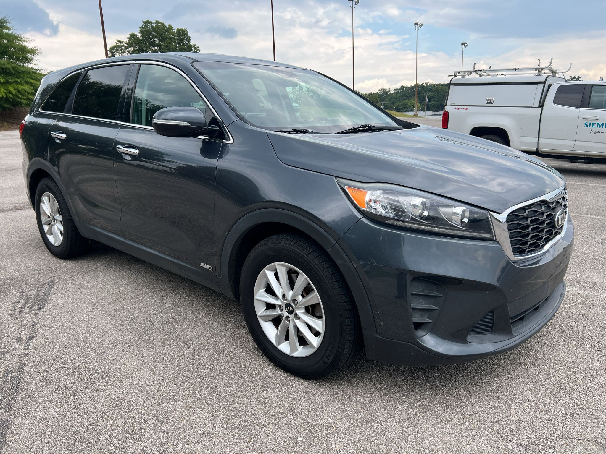 Used 2020 Kia Sorento AWD V6 image 1