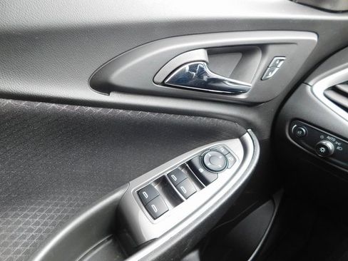 Used 2025 Chevrolet Malibu RS image 22