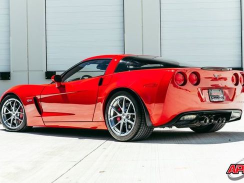 Used 2009 Chevrolet Corvette Z06 w/ Preferred Equipment Group image 43