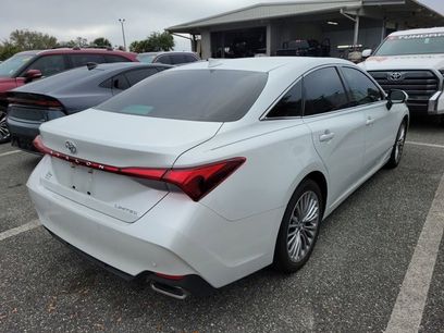 Used 2019 Toyota Avalon Limited w/ Advanced Safety Package
