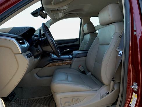 Used 2020 Chevrolet Tahoe Premier AWD/4WD image 32