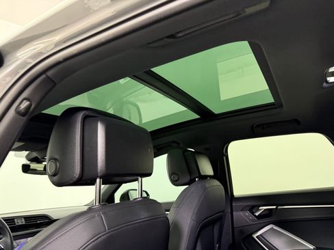 Used 2022 Audi Q3 2.0T Premium w/ Convenience Package image 27