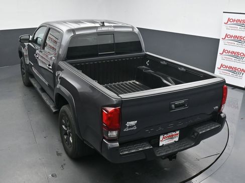 Used 2023 Toyota Tacoma SR5 AWD/4WD image 28