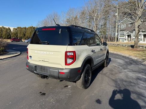 Used 2025 Ford Bronco Sport Badlands image 27