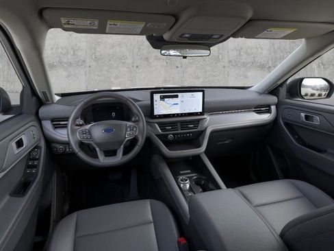 New 2025 Ford Explorer Active w/ Active Comfort Package image 9