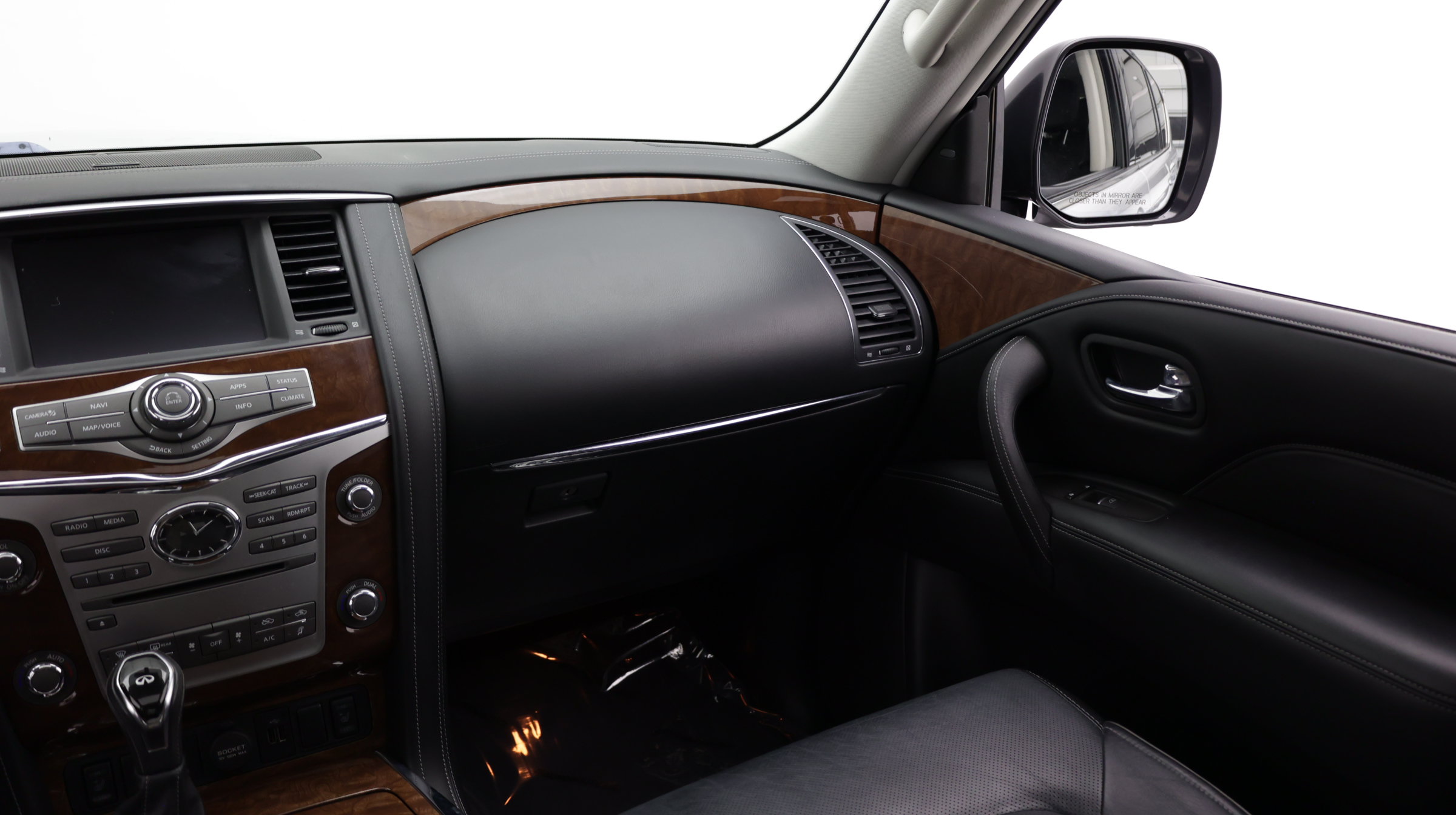 Used 2018 INFINITI QX80 4WD w/ Driver Assistance Package image 40