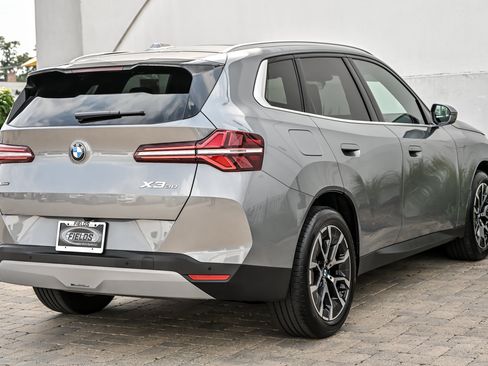 Used 2026 BMW X3 xDrive30i w/ Premium Package AWD/4WD image 13