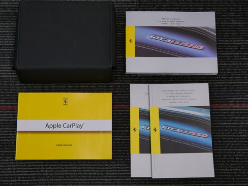 Used 2017 Ferrari GTC4Lusso image 19