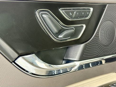 Used 2023 Lincoln Corsair FWD image 23