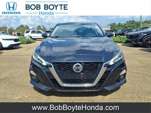 Used 2019 Nissan Altima 2.5 SV image 3