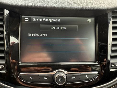 Used 2017 Chevrolet Trax LT w/ Driver Confidence Package image 18