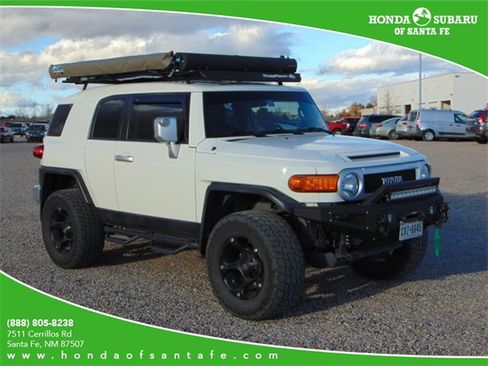 Used 2014 Toyota FJ Cruiser 4WD image 1
